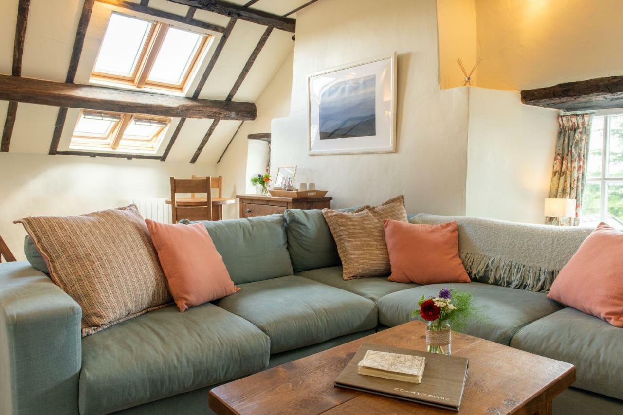 The Coach House Hotell Bishop's Castle Eksteriør bilde
