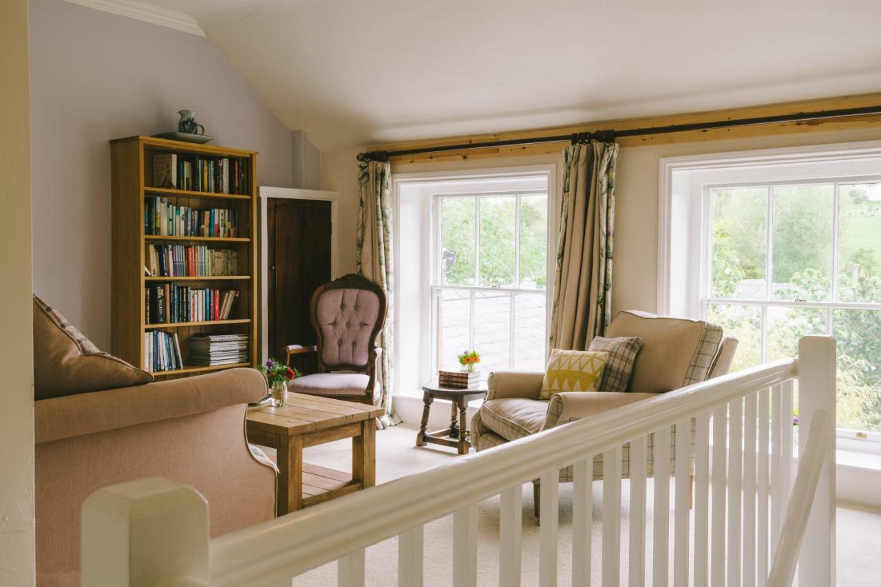 The Coach House Hotell Bishop's Castle Eksteriør bilde