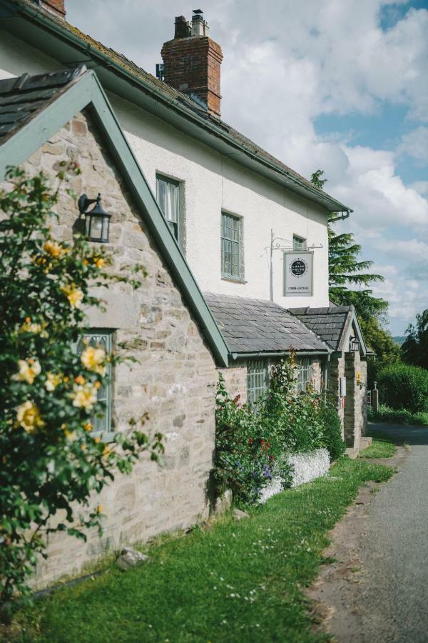 The Coach House Hotell Bishop's Castle Eksteriør bilde